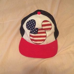 Mickey Mouse Disney USA trucker SnapBack